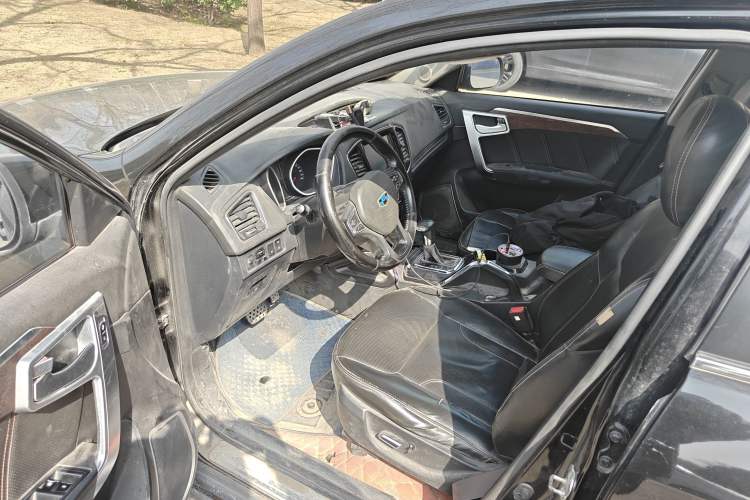 Used Geely Auto GX9 2016 2.4L Automatic Two-Wheel Drive Deluxe Upgrade Edition Driver Seat