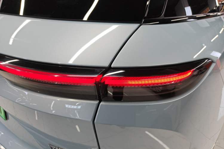 Used Nio ES6 2024 75 kWh Exterior 3