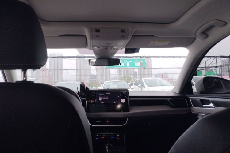 Used Volkswagen Tayron 2024 300TSI Two-Wheel-Drive Luxury Plus Advanced Version Headliner