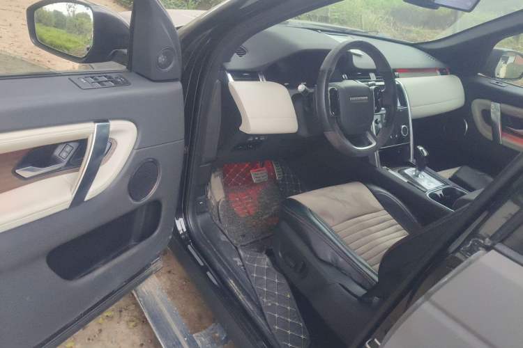 Used Land Rover Discovery Sport 2020 249 PS R-Dynamic Performance Edition
