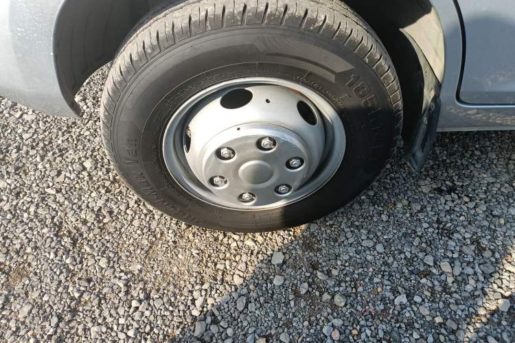 Used Wuling Rongguang New Truck 2021 1.8L Base Model Single-Row Double Rear Wheels LJ479Q6
