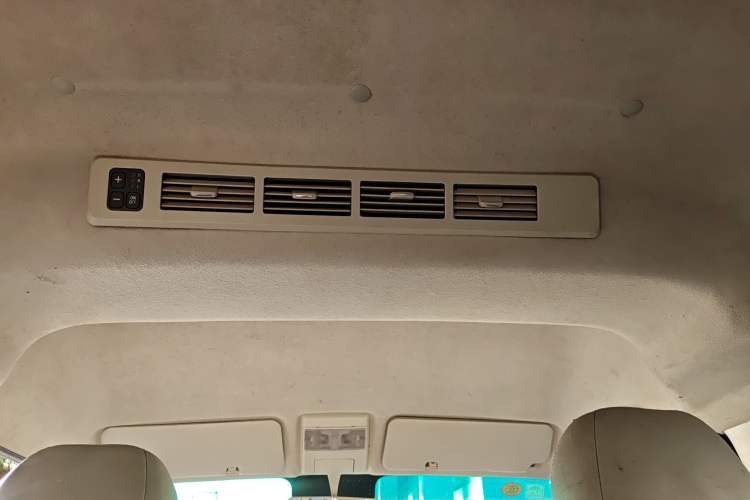 Used Jinbei New Hiace X30L 2019 1.5L Wealth Edition China VI SWC15M
