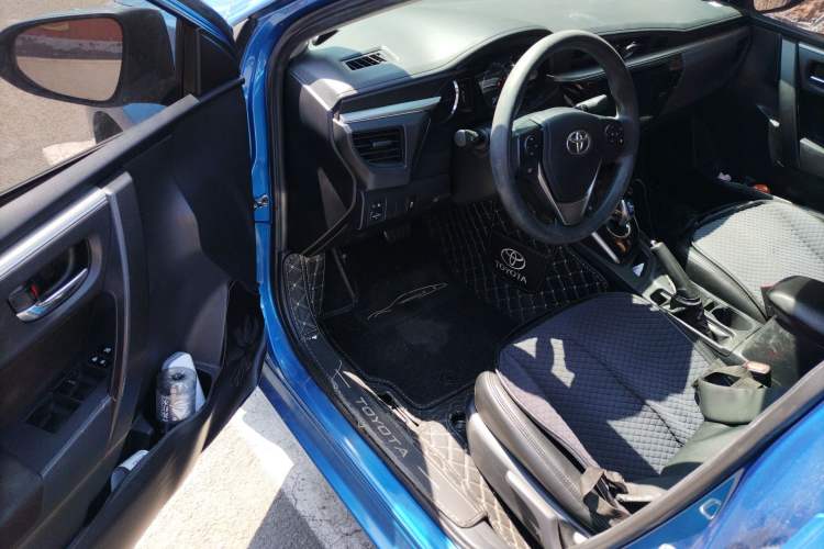 Used Toyota Levin 2016 Dual-Engine 1.8H GS E-CVT Elite Model with Sunroof Driver Seat