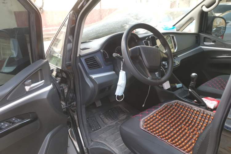 Used FORTHING Lingzhi 2023 V3 1.6L Base Model 2 Seats Driver Seat