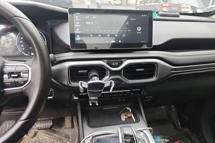 Used Geely Auto Haoyue 2020 1.8TD DCT Luxury 7-Seater Audio And AC Panel