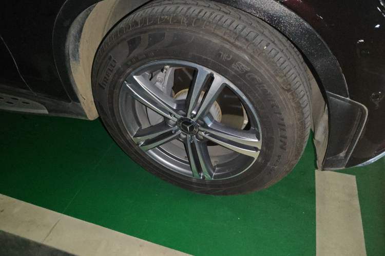 Used Mercedes-Benz GLC 2020 GLC 260 L 4MATIC Luxury Model Right Front Wheel Hub