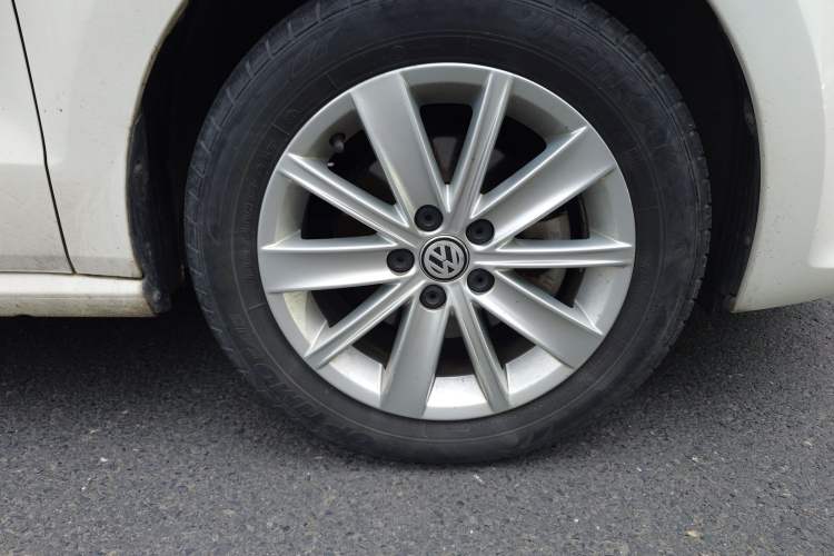 Used Volkswagen Polo 2014 1.6L Automatic Comfort Edition
