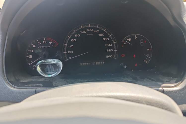 Used BYD M6 2013 2.0L Manual Comfort Edition
