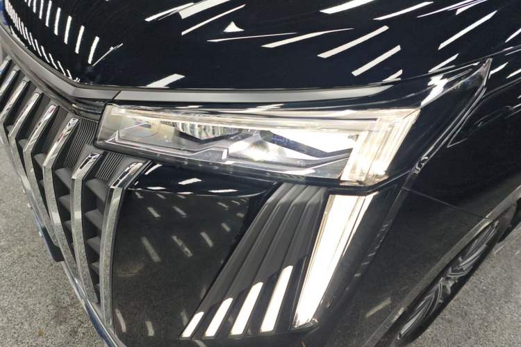 Used GAC Trumpchi M8 2024 Master Series 400T Prestige Edition
