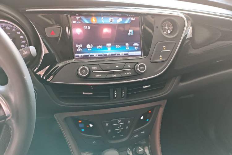 Used Buick Envision 2018 28T Four-Wheel Drive Elite Version
