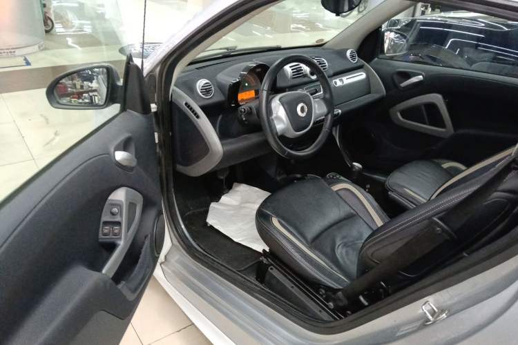 Used smart fortwo 2012 1.0 MHD Convertible Passion Edition

