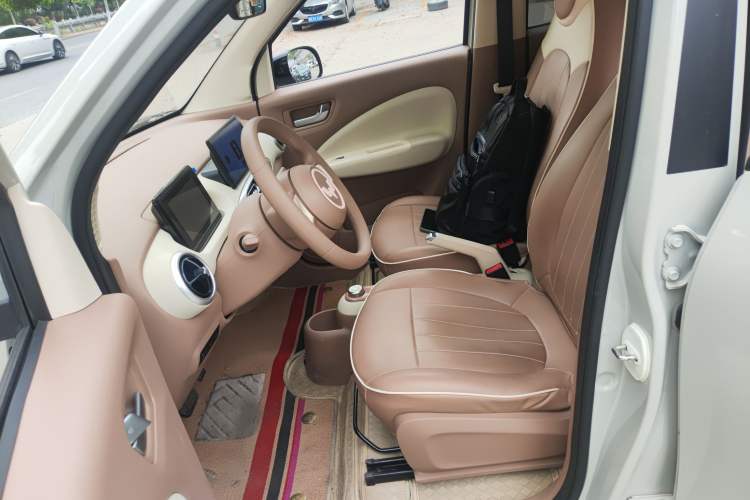 Used Wuling Hongguang MINIEV 2025 Four-Door Version Advanced Edition Left Front Seat