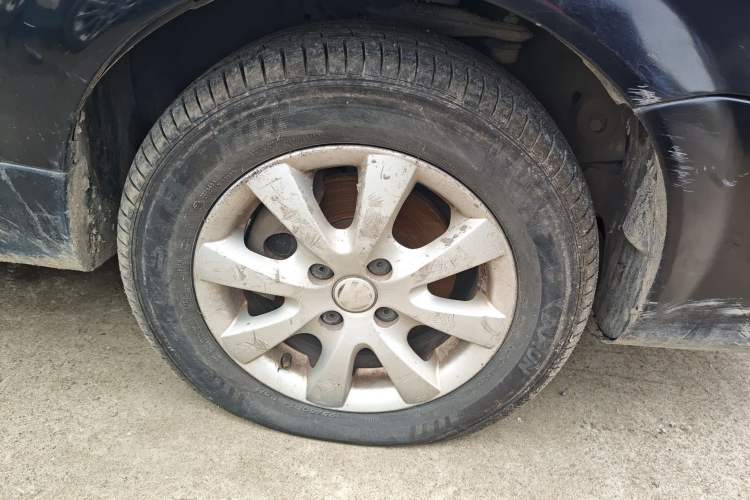 Used Volkswagen Santana Vista 2008 1.8L Manual Sishang Model Right Front Wheel Hub