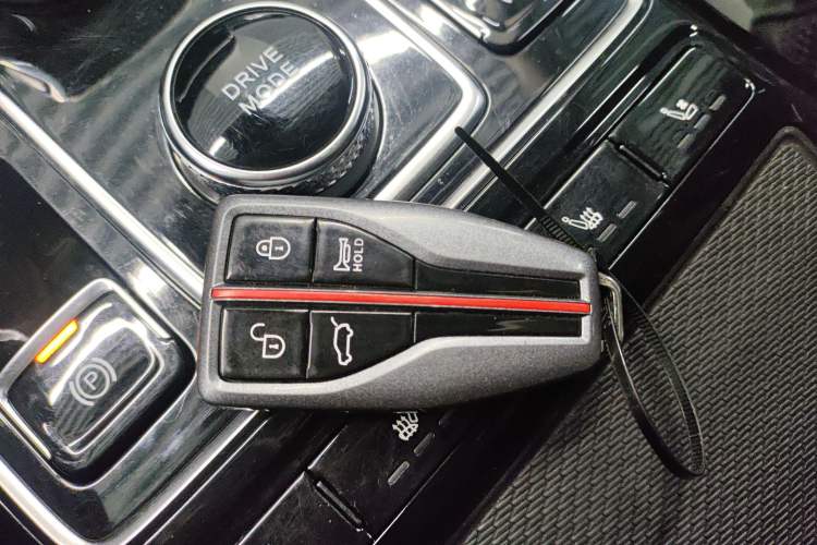 Used Hongqi HS5 2022 Revised Version 2.0T Smart Connect Flagship Edition