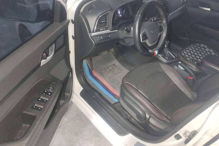 Used Hyundai Elantra (6th Generation / Lingdong) 2016 1.6L Automatic ZhiXuan – Elite Version
