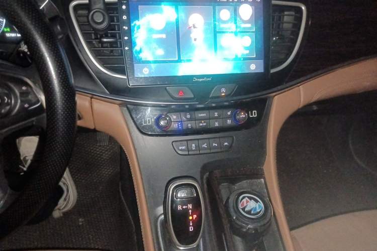 Used Buick LaCrosse 2016 20T Luxury Model Audio And AC Panel