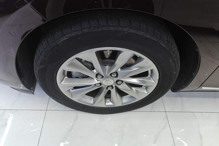 Used Buick GL8 2021 Avenir Aivia 7-Seater Luxury Edition