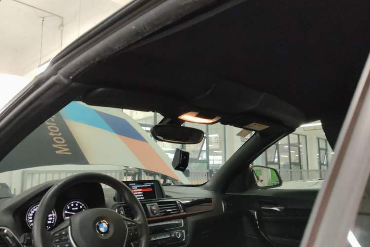 Used BMW 2 Series 2018 220i Convertible Coupe Sports Design Package Headliner