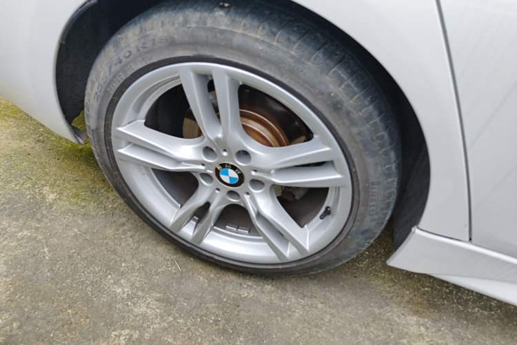 Used BMW 3 Series 2017 320Li M Sport Edition Right Rear Wheel Hub