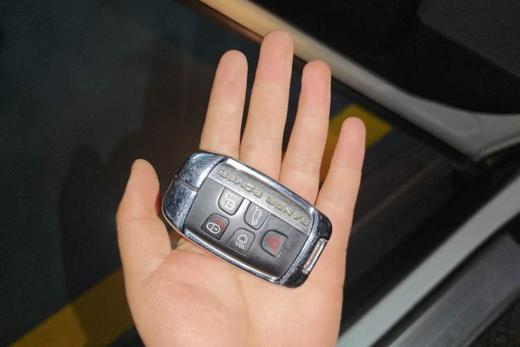 Used Land Rover Range Rover Sport 2017 3.0 SC V6 HSE DYNAMIC
