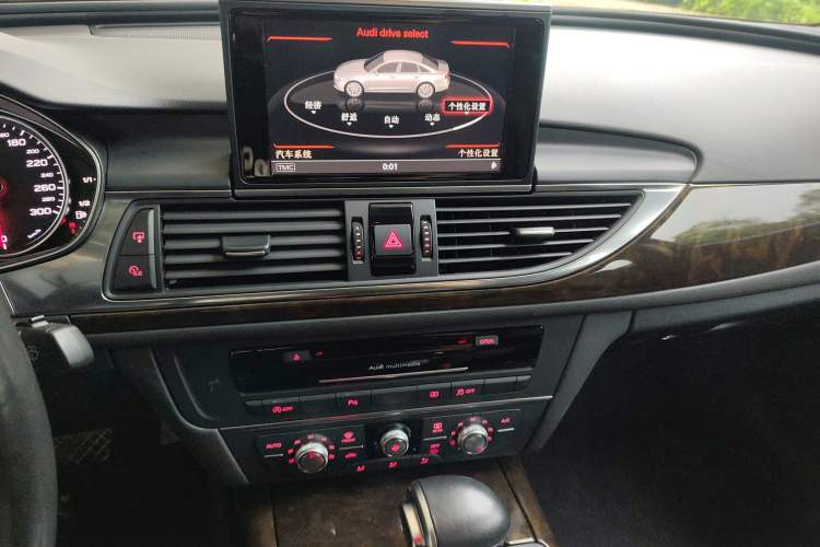 Used Audi A6L 2015 TFSI Millionth Anniversary Intelligent Model Audio And AC Panel