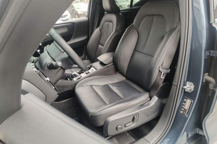 Used Volvo XC40 2021 T4 Four-Wheel Drive Smart Luxury Edition Left Front Seat