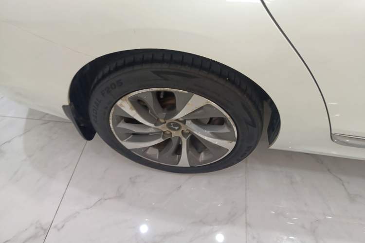 Used DS 5LS 2015 1.6T Luxury Edition THP160