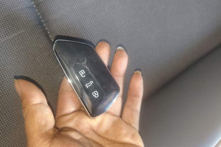 Used Volkswagen Golf 2023 Facelift 280TSI DSG Pro Vehicle Key