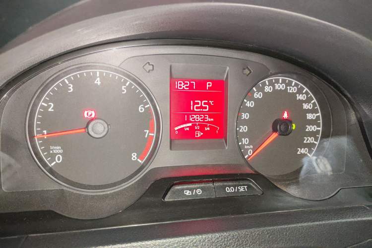 Used Volkswagen Santana 2015 1.6L Automatic Fashion Edition