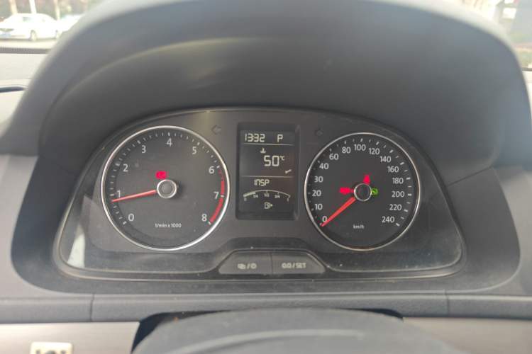 Used Volkswagen Lavida 2013 1.6L Automatic Comfort Edition
