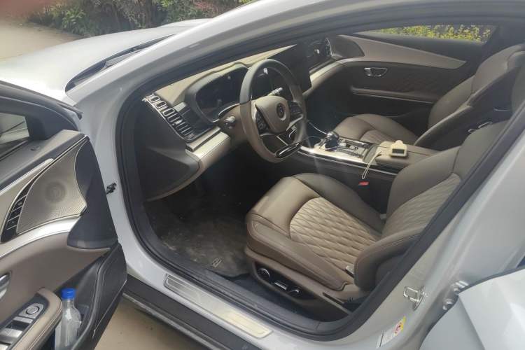 Used BYD Han 2024 EV Glory Edition 506KM Front-Wheel-Drive Premium Model Driver Seat