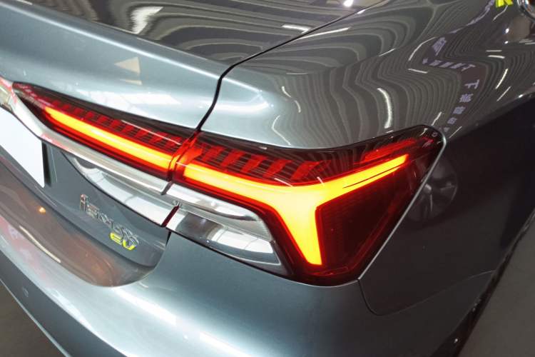 Used Roewe i6 MAX New Energy 2022 EV 500 Skyroof Flagship Edition Exterior 6