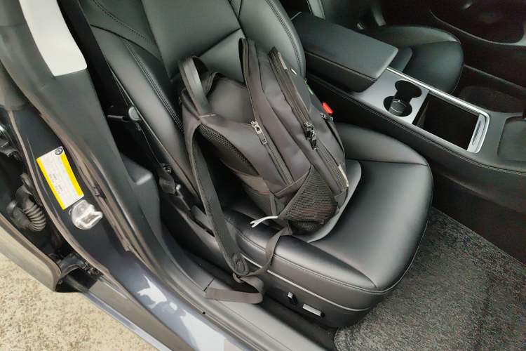 Used Tesla Model 3 2022 Rear-Wheel-Drive Version