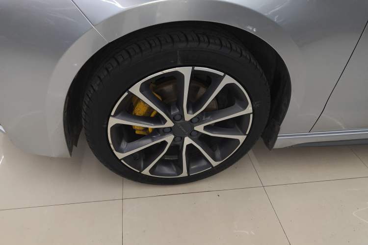 Used Lynk & Co 03 2019 1.5TD DCT Sport Edition China VI Standard Left Front Wheel Hub