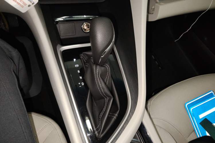 Used Buick GL6 2018 18T 6-Seater Elite Model
