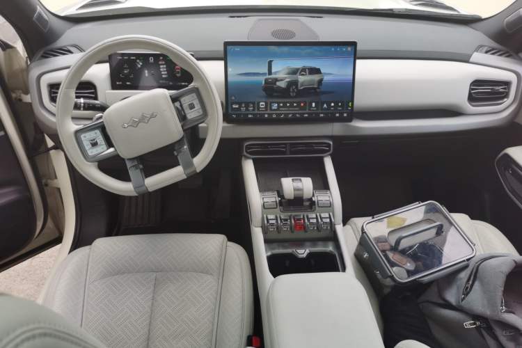 Used Formula Leopard Titanium 3 2025 501KM All-Wheel Drive Intelligent Driving Ultra Version
