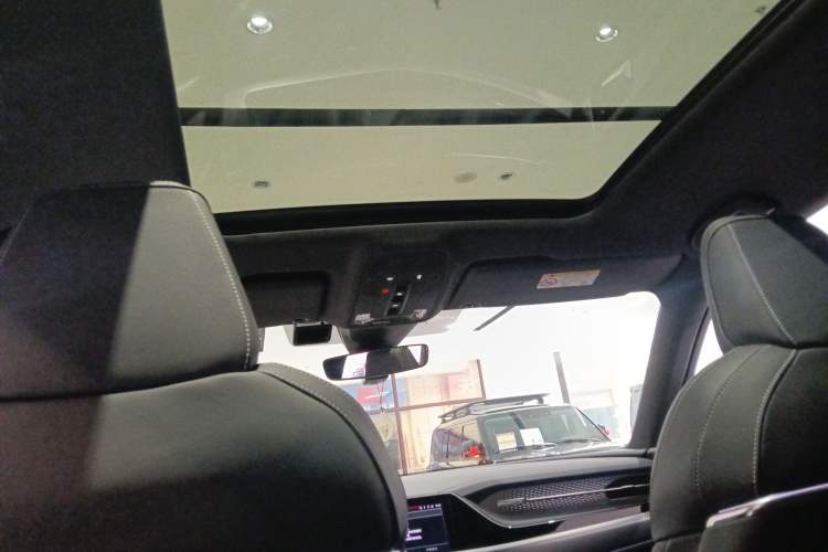 Used Audi Q6 2023 40 TFSI quattro Guanyun Edition Light Riding Package