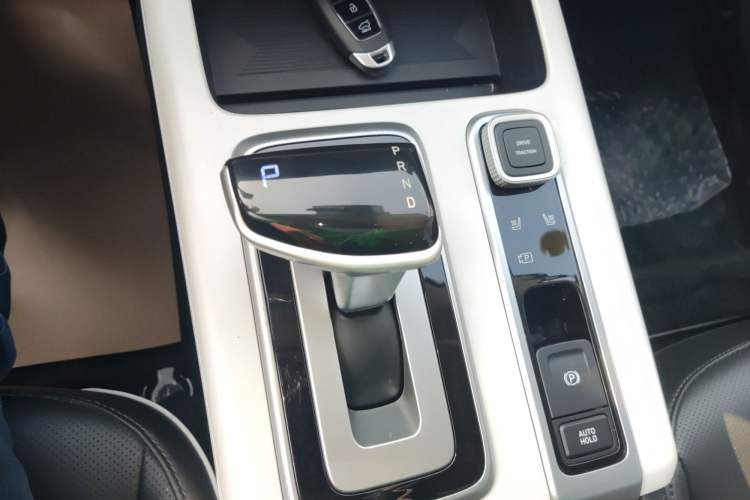 Used Hyundai ix35 2023 Musso 2.0L Prestige LUX Edition