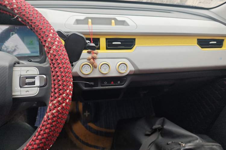 Used Chery QQ Ice Cream 2022 120km Conical Shape Lithium Iron Phosphate