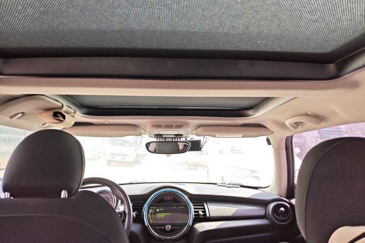 Used MINI 2016 1.5T COOPER Avant-Garde
