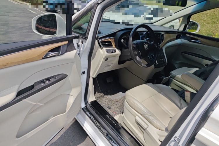 Used Buick GL8 2017 ES 28T Comfort Model China V Standard Driver Seat