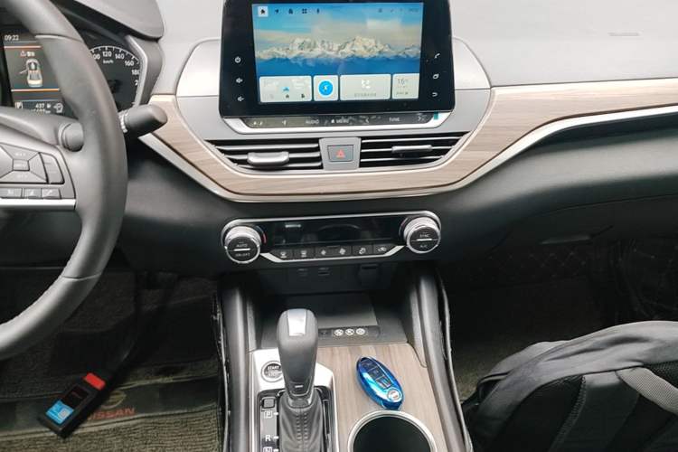 Used Nissan Teana 2021 2.0L XL Comfort Edition Audio And AC Panel