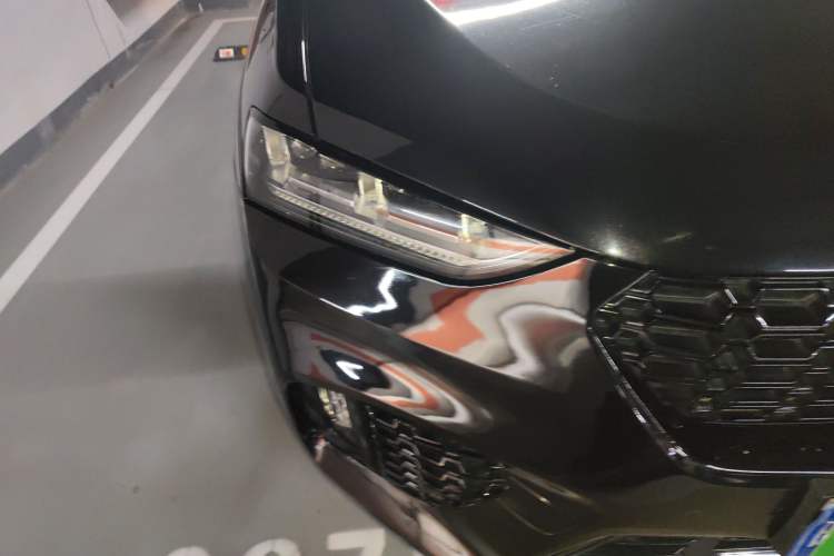 Used Wey VV7 2017 2.0T Ultra-Luxury Version
