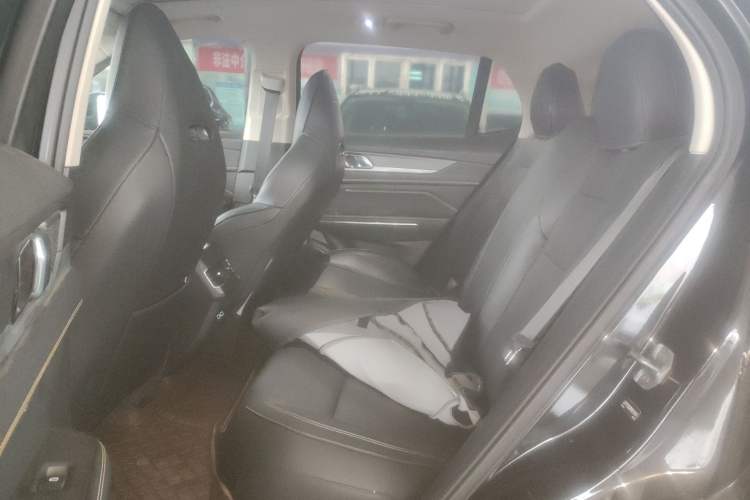 Used Lynk & Co 01 2023 2.0TD Two-Wheel Drive Asian Games Edition Left Rear Seat