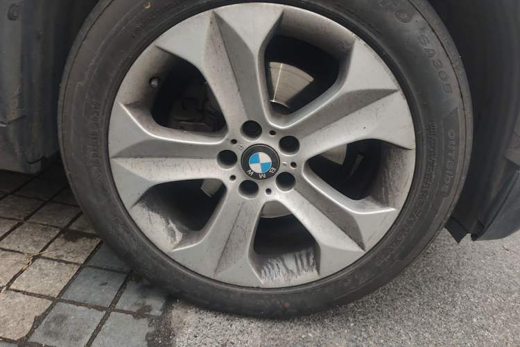 Used BMW X6 2013 xDrive35i U.S. specification
