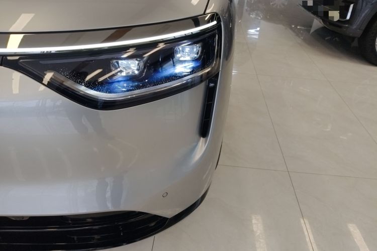 Used Hima AITO M8 2025 Extended-Range Max+ Version 53.4 kWh 6-Seater Edition