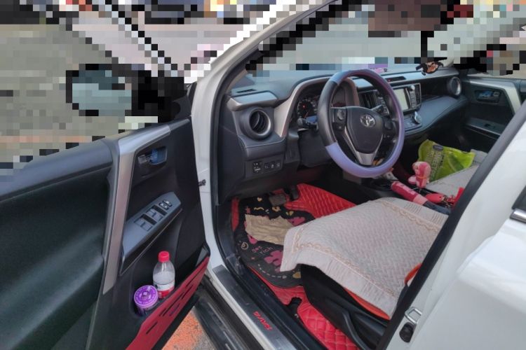 Used Toyota RAV4 2016 2.0L CVT Two-Wheel Drive Fashion Edition China V Standard