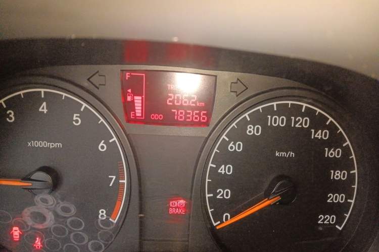 Used Hyundai Verna (older generation) 2010 Sedan 1.4L Manual Standard GL Model
