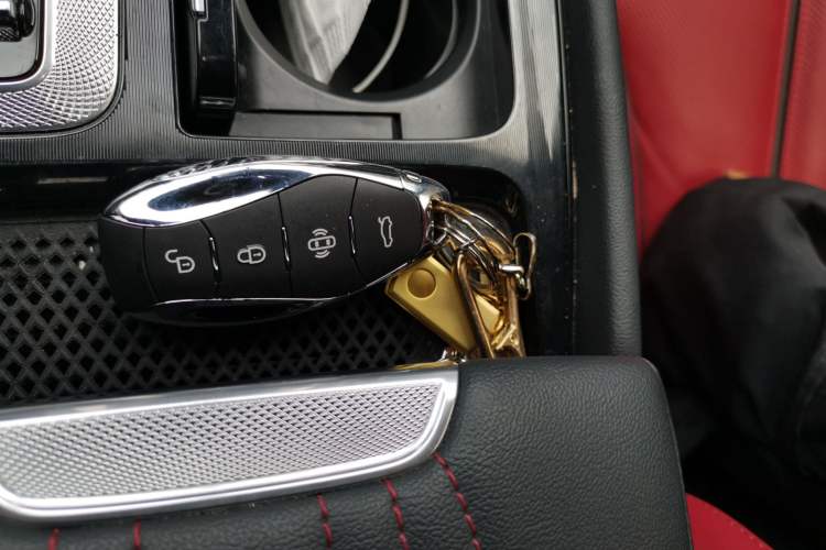 Used Hongqi H6 2025 2.0T ZhiShang Version
