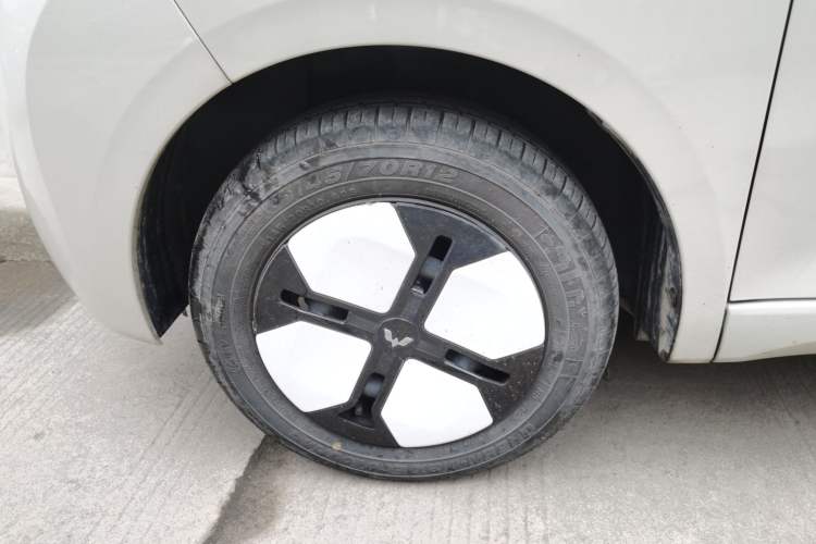 Used Wuling Hongguang MINIEV 2024 3rd Generation 215km Advanced Version
